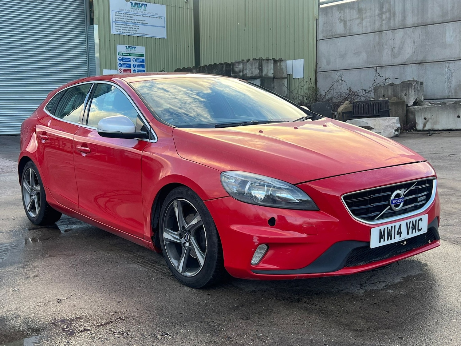 Used Volvo V40 2014 for sale - 76168352: Photo 19