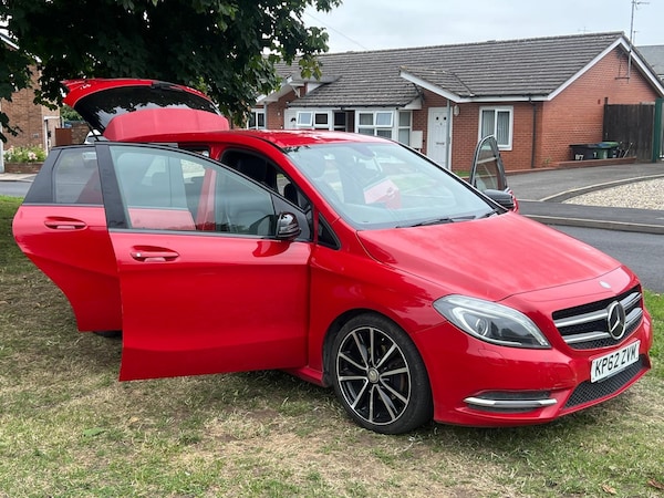 Used Mercedes-Benz B Class 2013 for sale - 76318264: Photo 27