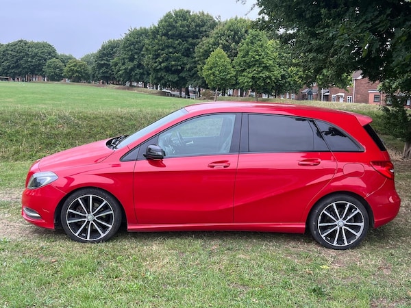 Used Mercedes-Benz B Class 2013 for sale - 76318264: Photo 34