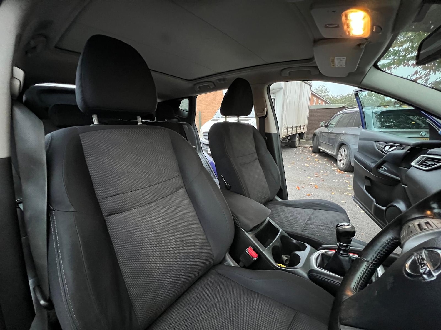 Used Nissan Qashqai 2015 for sale - 76258959: Photo 21