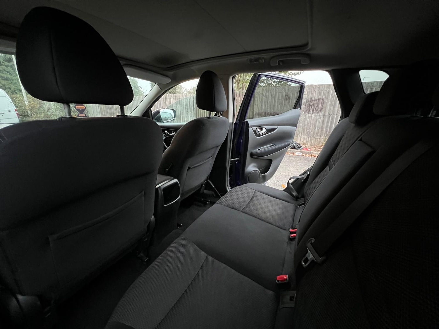 Used Nissan Qashqai 2015 for sale - 76258959: Photo 23