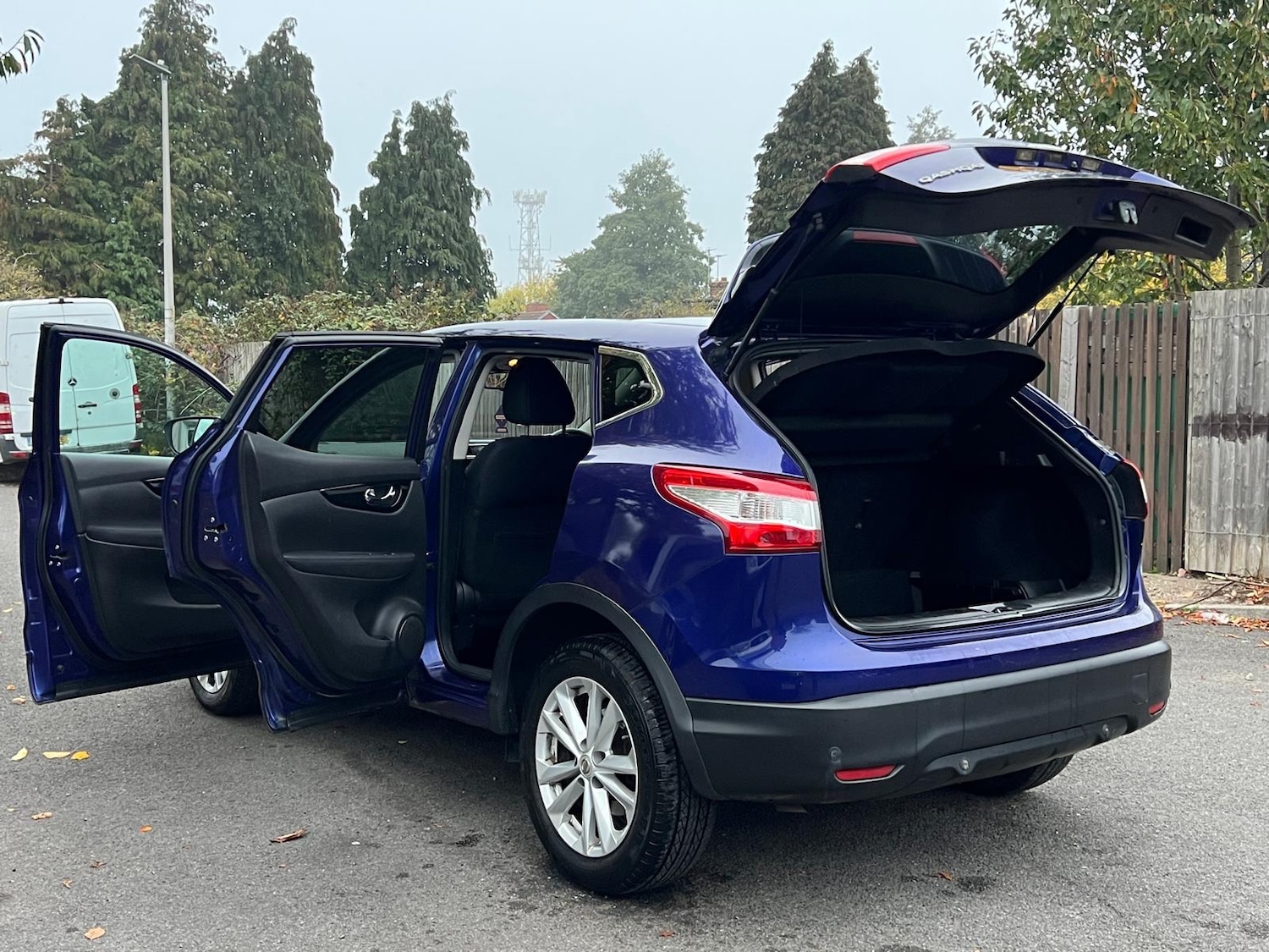 Used Nissan Qashqai 2015 for sale - 76258959: Photo 38