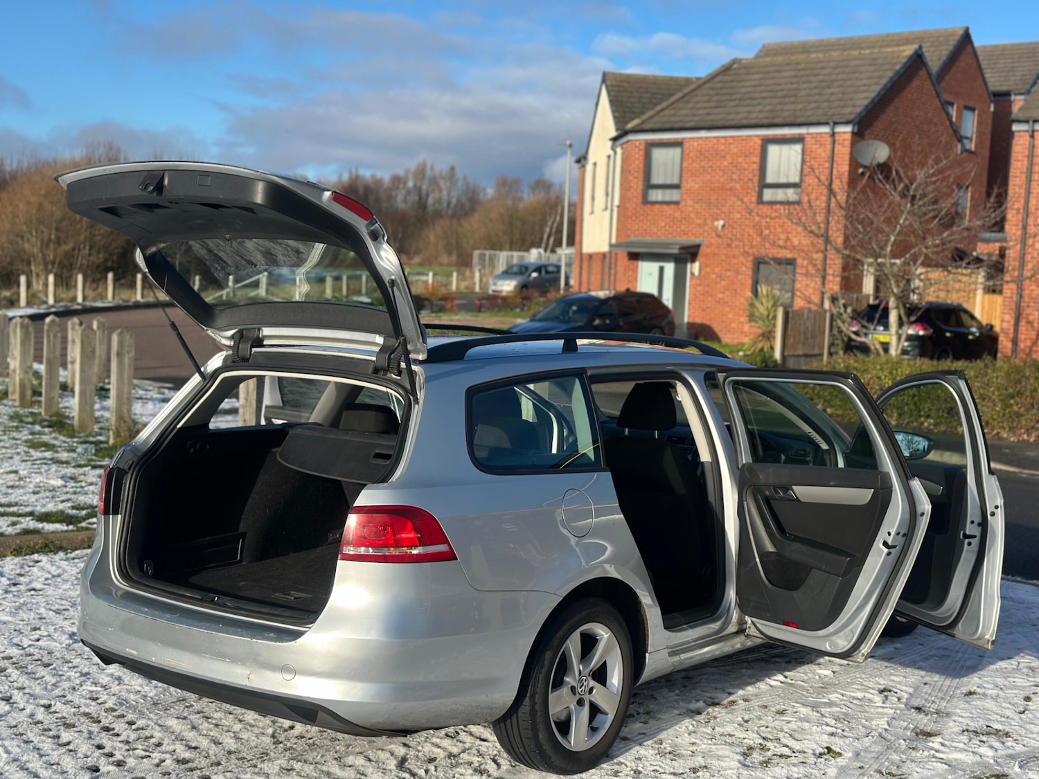 Used Volkswagen Passat 2014 for sale - 77102464: Photo 4