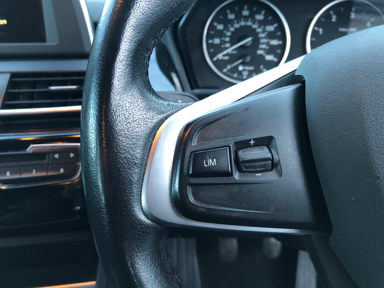 Used BMW 2 Series 2015 for sale - 76446922: Photo 17