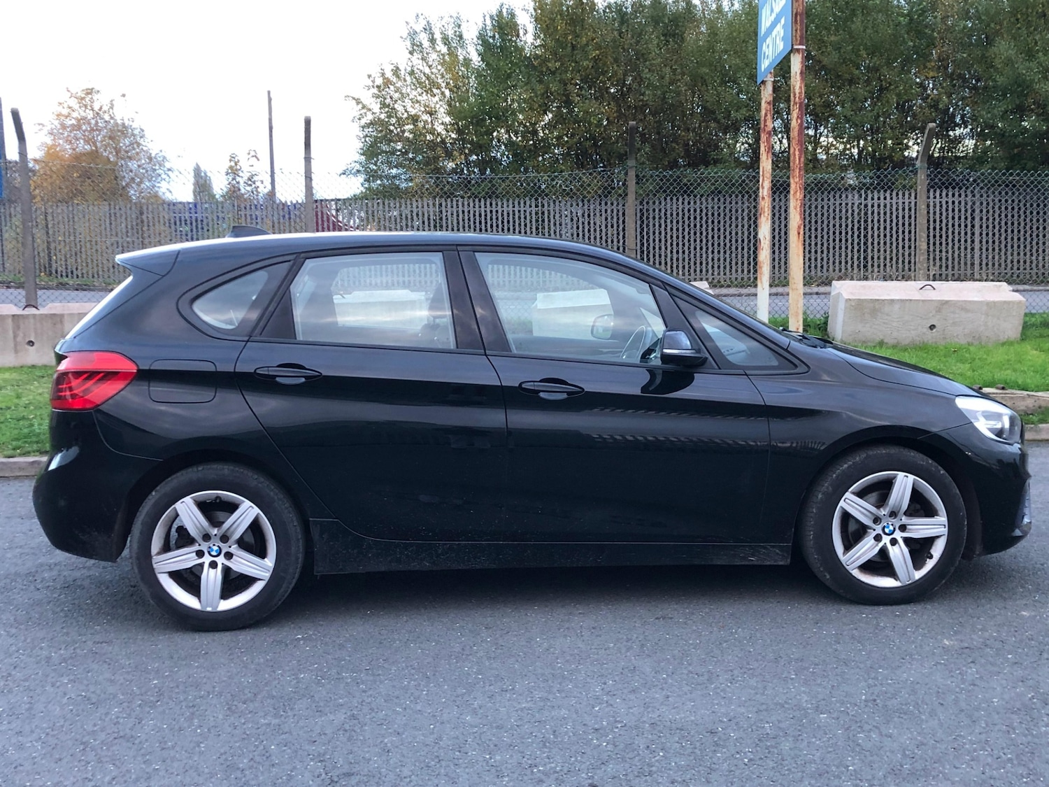 Used BMW 2 Series 2015 for sale - 76446922: Photo 2