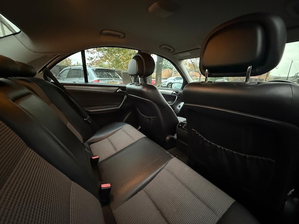 Used Mercedes-Benz C Class 2006 for sale - 76296852: Photo 32