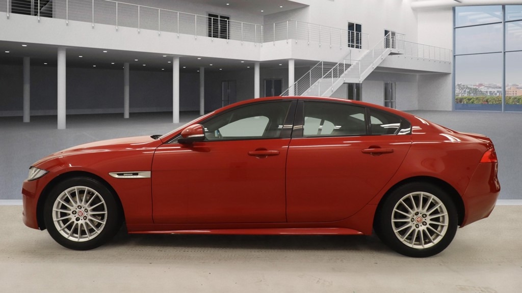 Used Jaguar XE 2016 for sale - 77218189: Photo 10