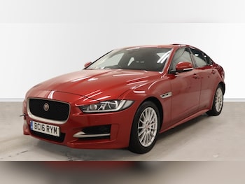 Used Jaguar XE 2016 for sale - 77218189: Photo