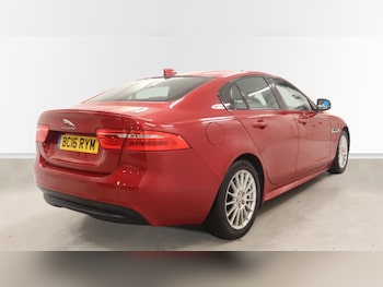 Used Jaguar XE 2016 for sale - 77218189: Photo