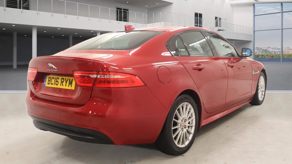Used Jaguar XE 2016 for sale - 77218189: Photo 8
