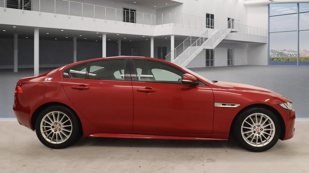 Used Jaguar XE 2016 for sale - 77218189: Photo 9