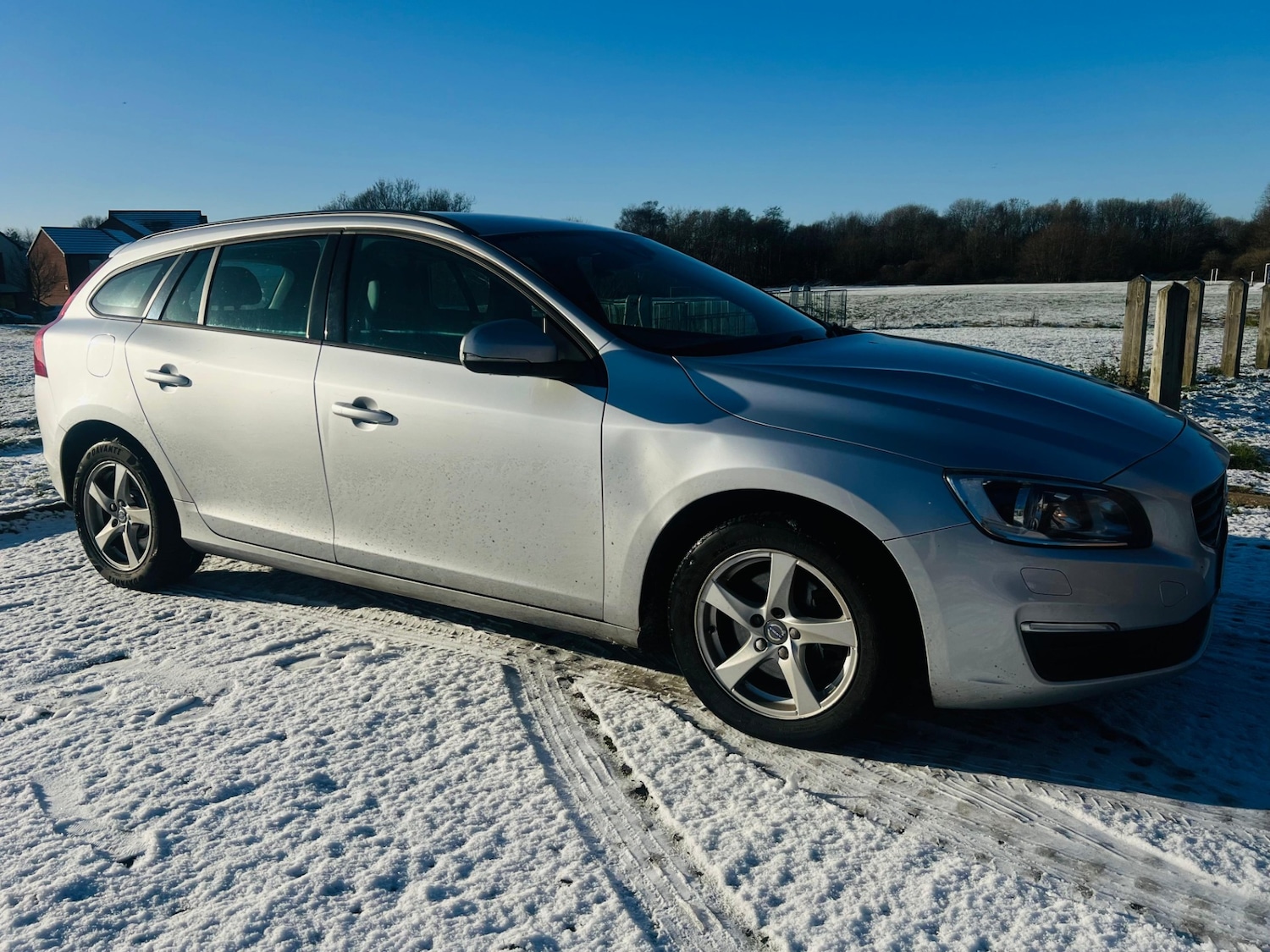 Used Volvo V60 2016 for sale - 77084636: Photo 14