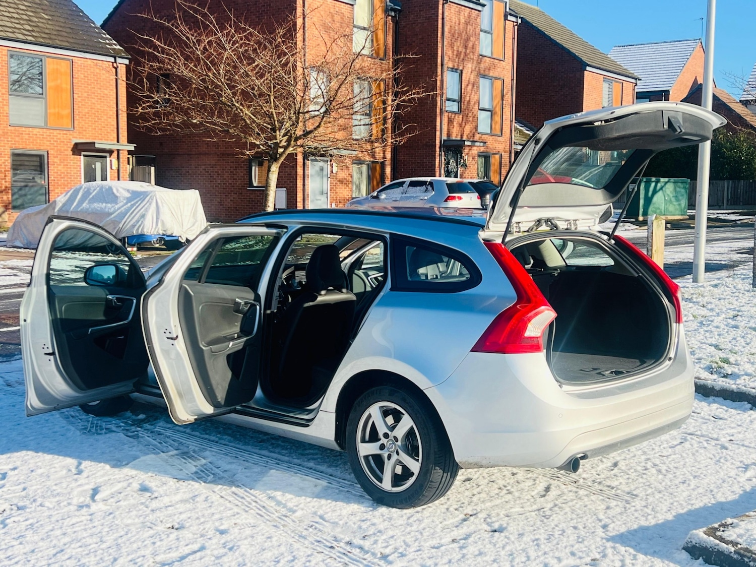 Used Volvo V60 2016 for sale - 77084636: Photo 20