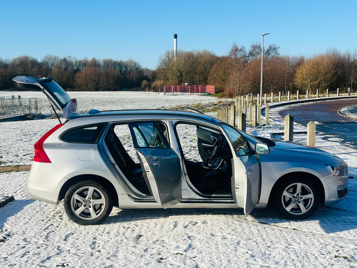 Used Volvo V60 2016 for sale - 77084636: Photo 26