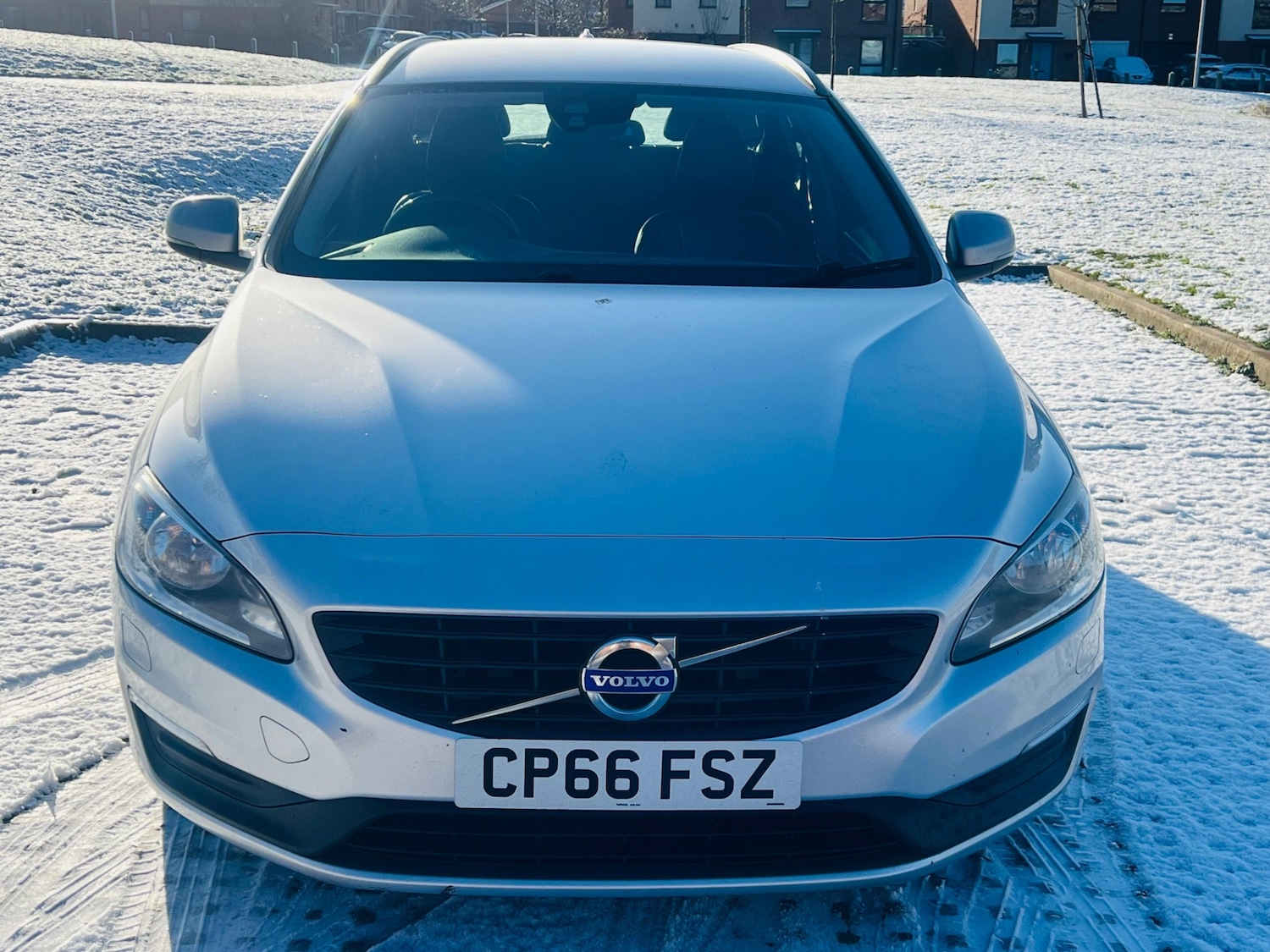 Used Volvo V60 2016 for sale - 77084636: Photo 3