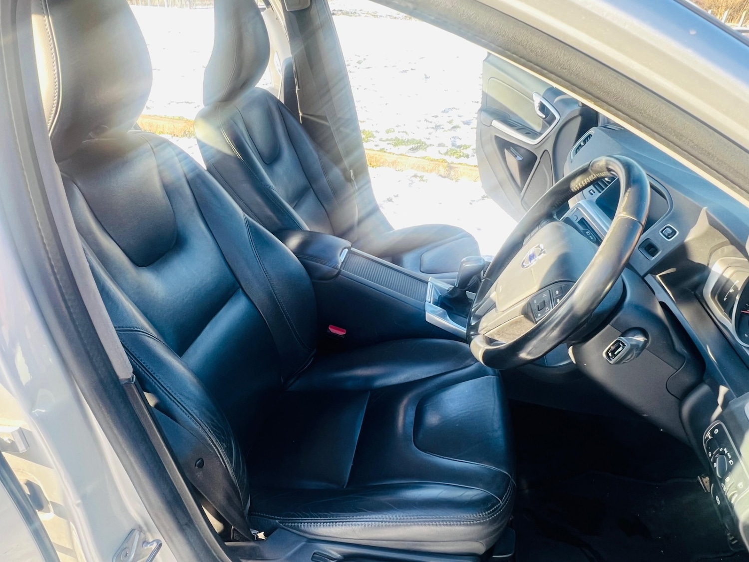 Used Volvo V60 2016 for sale - 77084636: Photo 30