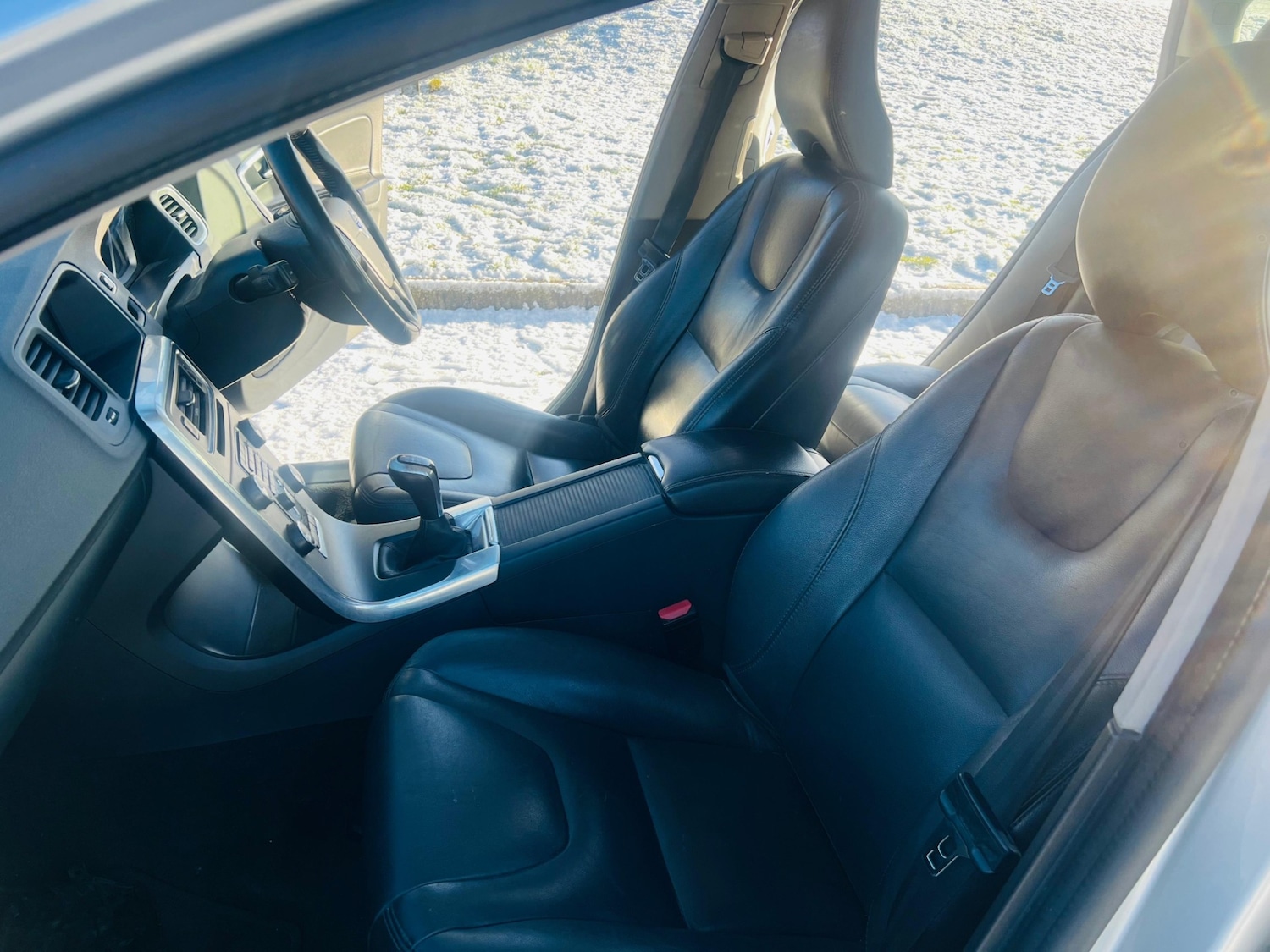 Used Volvo V60 2016 for sale - 77084636: Photo 31