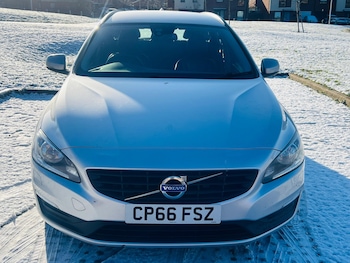 Used Volvo V60 2016 for sale - 77084636: Photo