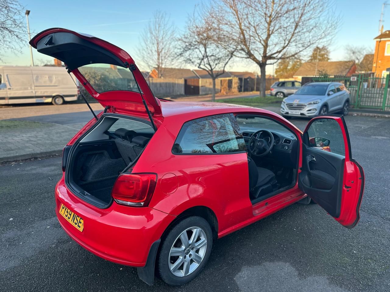 Used Volkswagen Polo 2010 for sale - 76772279: Photo 33