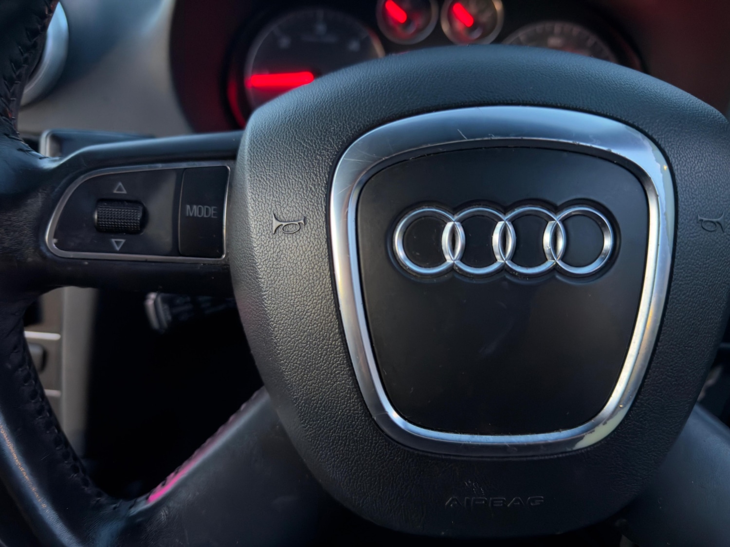 Used Audi A3 2011 for sale - 77613686: Photo 6