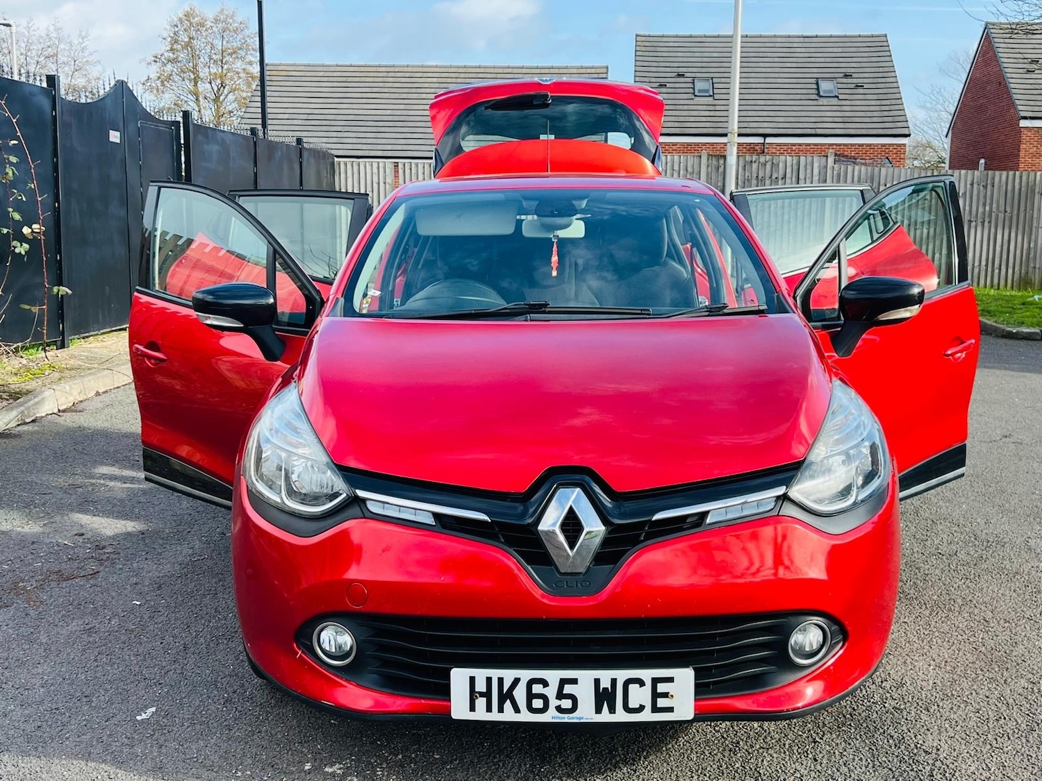 Used Renault Clio 2015 for sale - 77613681: Photo 11