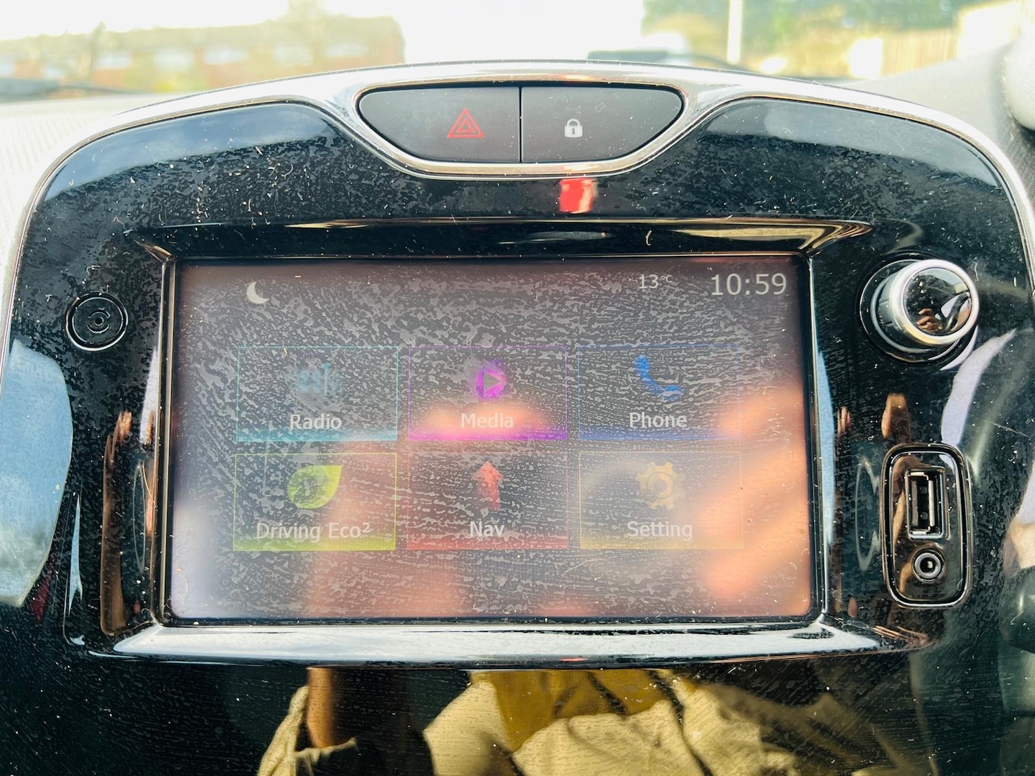 Used Renault Clio 2015 for sale - 77613681: Photo 22