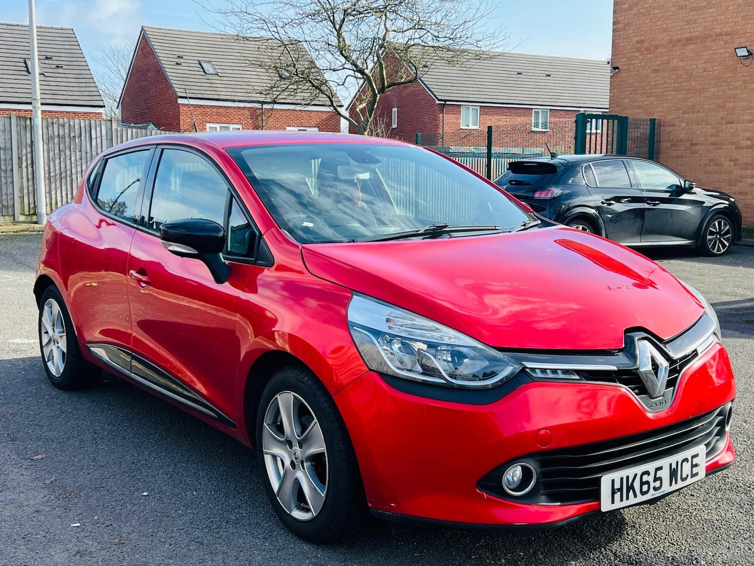 Used Renault Clio 2015 for sale - 77613681: Photo 26