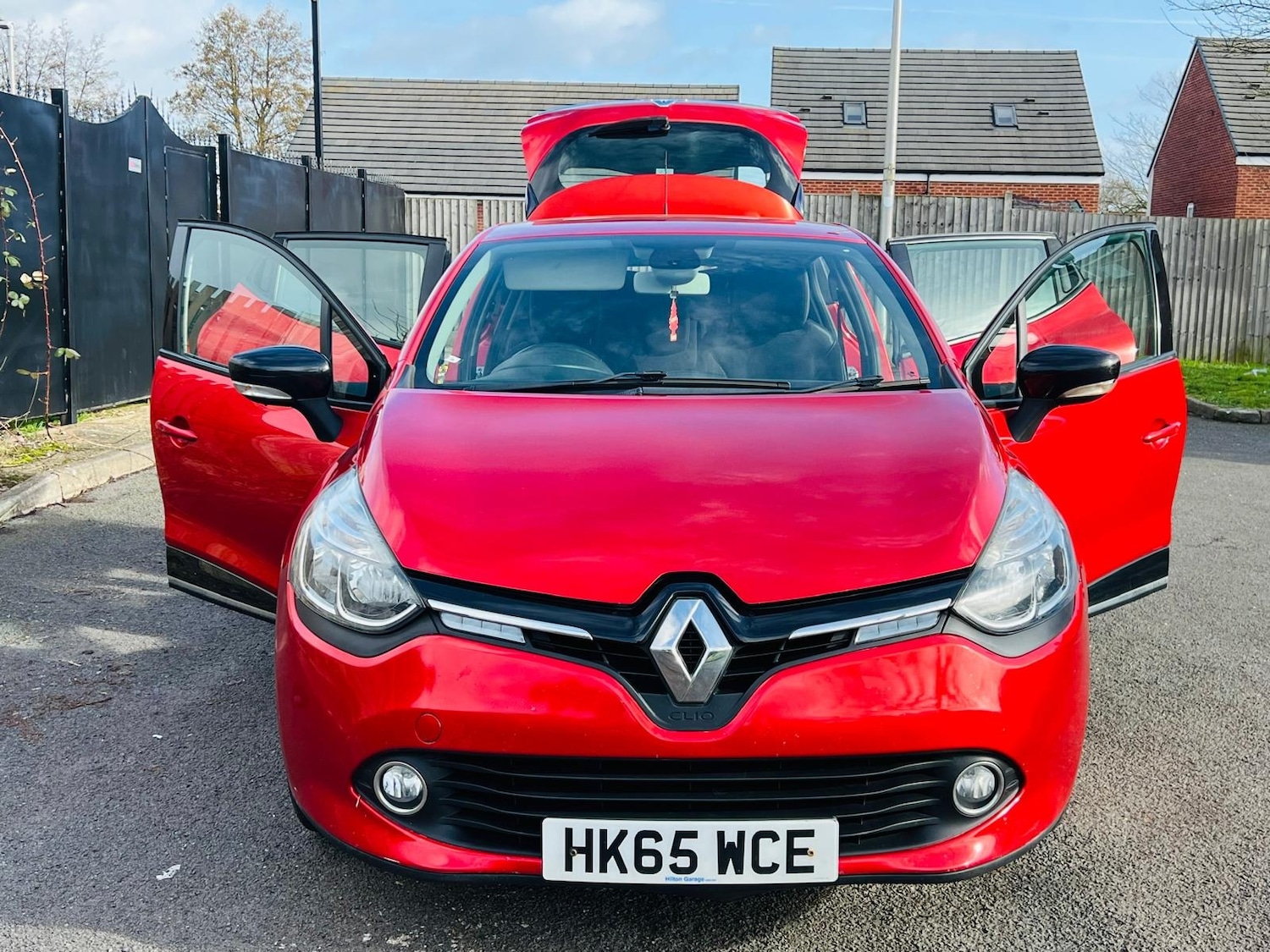 Used Renault Clio 2015 for sale - 77613681: Photo 33