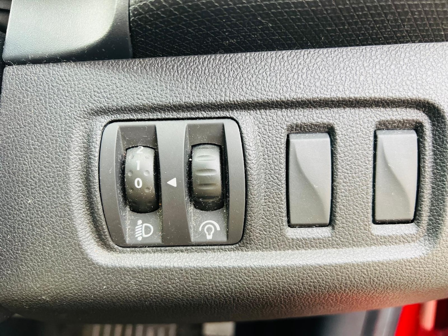 Used Renault Clio 2015 for sale - 77613681: Photo 45