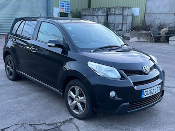 Used Toyota Urbancruiser 2012 for sale - 76168353: Photo
