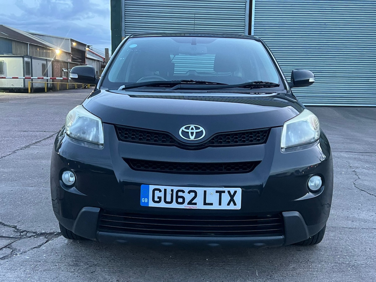Used Toyota Urbancruiser 2012 for sale - 76168353: Photo 3