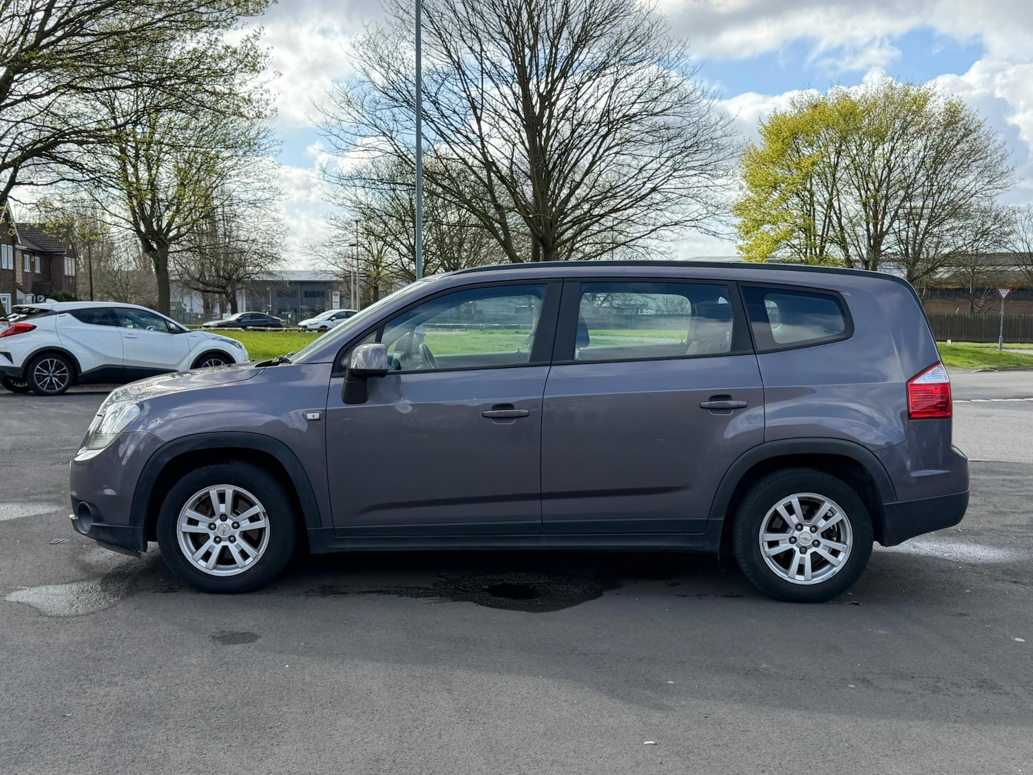 Used Chevrolet Orlando 2011 for sale - 78008337: Photo 2