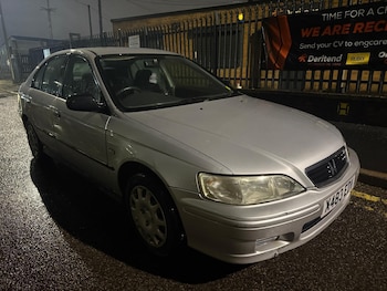 Used Honda Accord 2000 for sale - 76472078: Photo