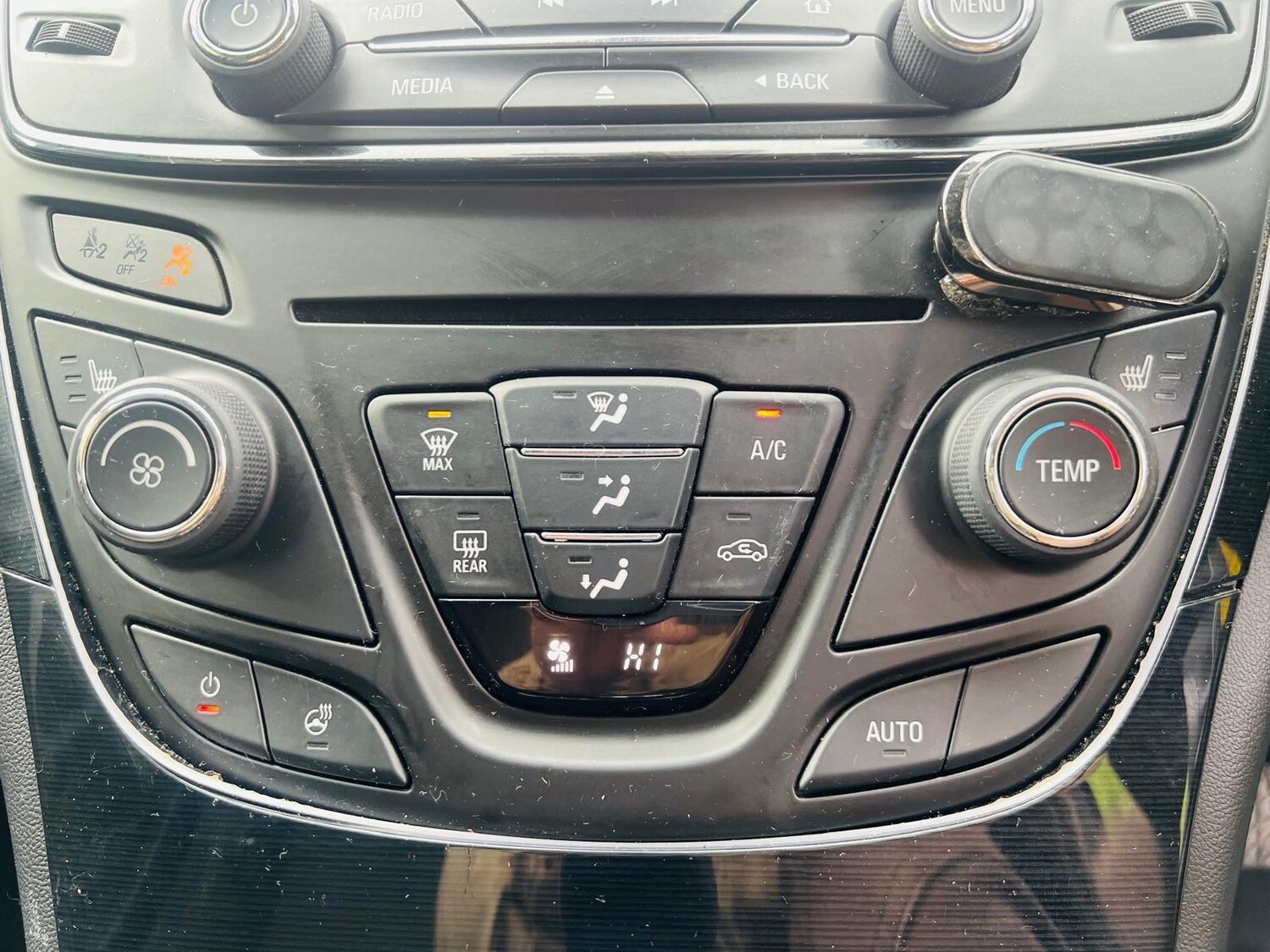 Used Vauxhall Insignia 2015 for sale - 77515213: Photo 19