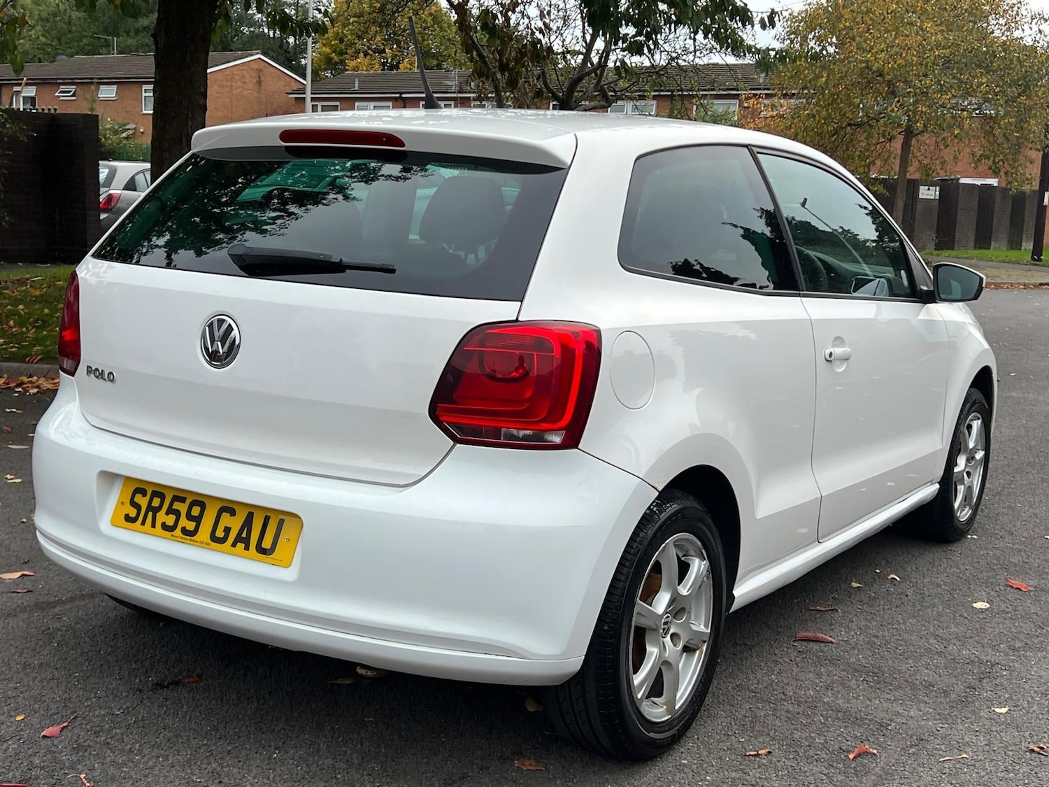 Used Volkswagen Polo 2010 for sale - 76370056: Photo 1