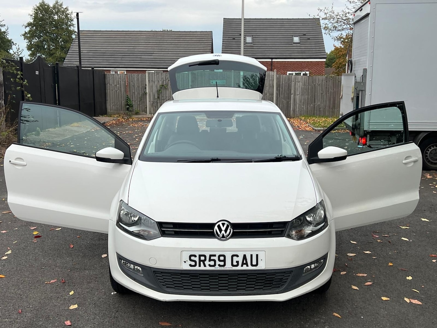Used Volkswagen Polo 2010 for sale - 76370056: Photo 13