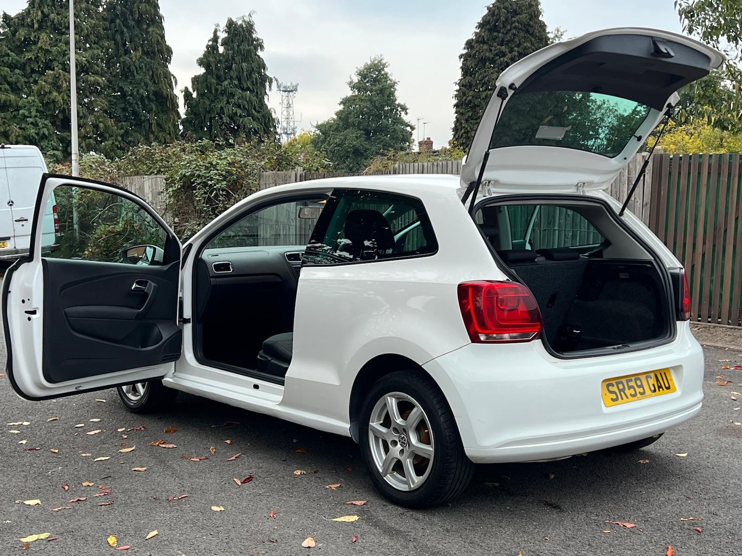 Used Volkswagen Polo 2010 for sale - 76370056: Photo 21
