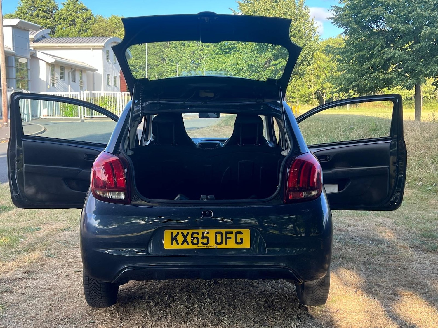 Used Peugeot 108 2015 for sale - 76176111: Photo 16