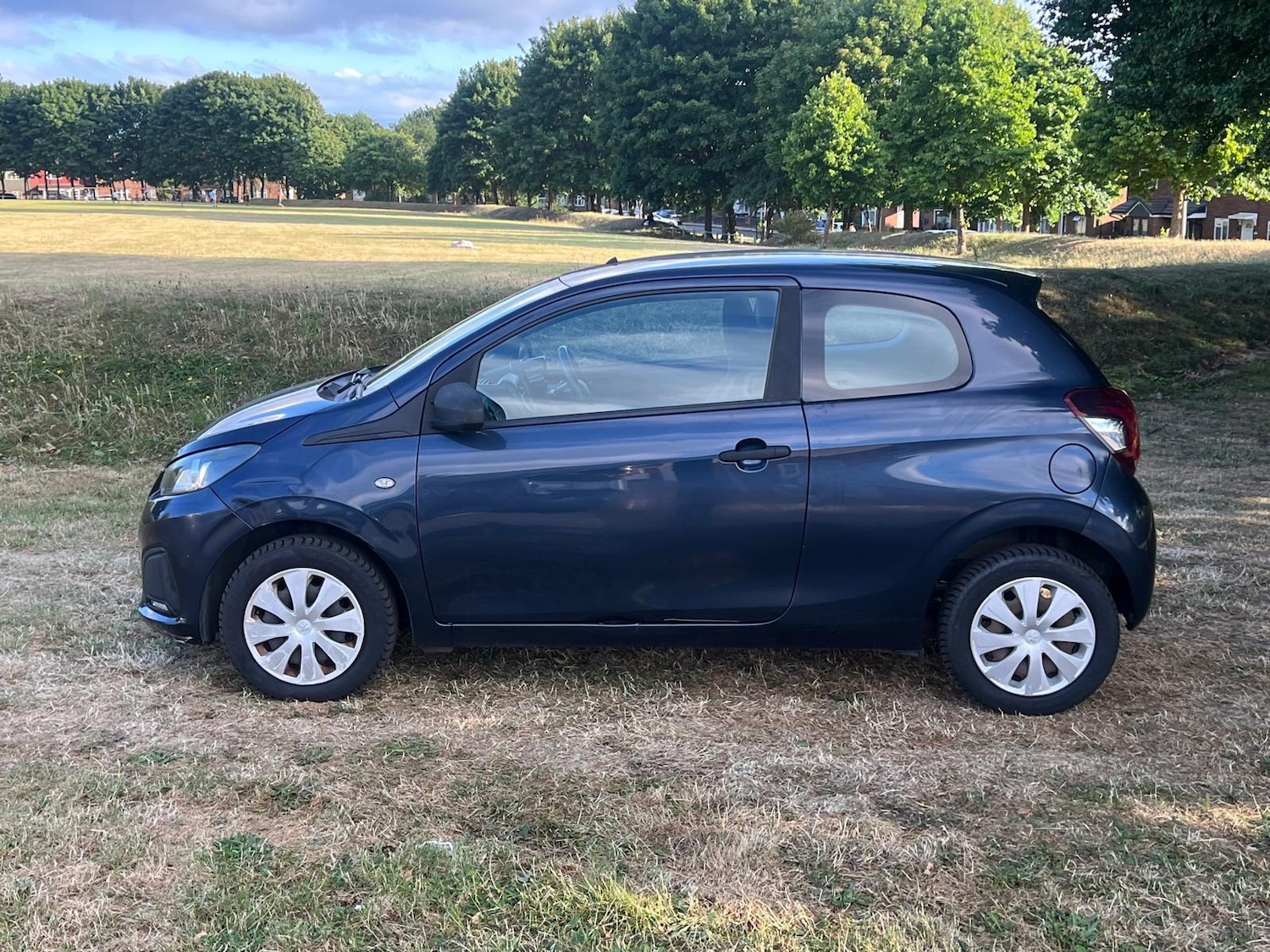 Used Peugeot 108 2015 for sale - 76176111: Photo 4