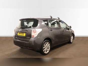 Used Toyota Verso 2011 for sale - 76802504: Photo