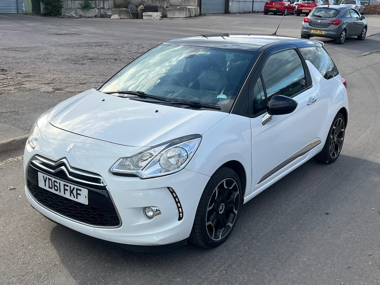 Used Citroen DS3 2011 for sale - 76167583: Photo 14