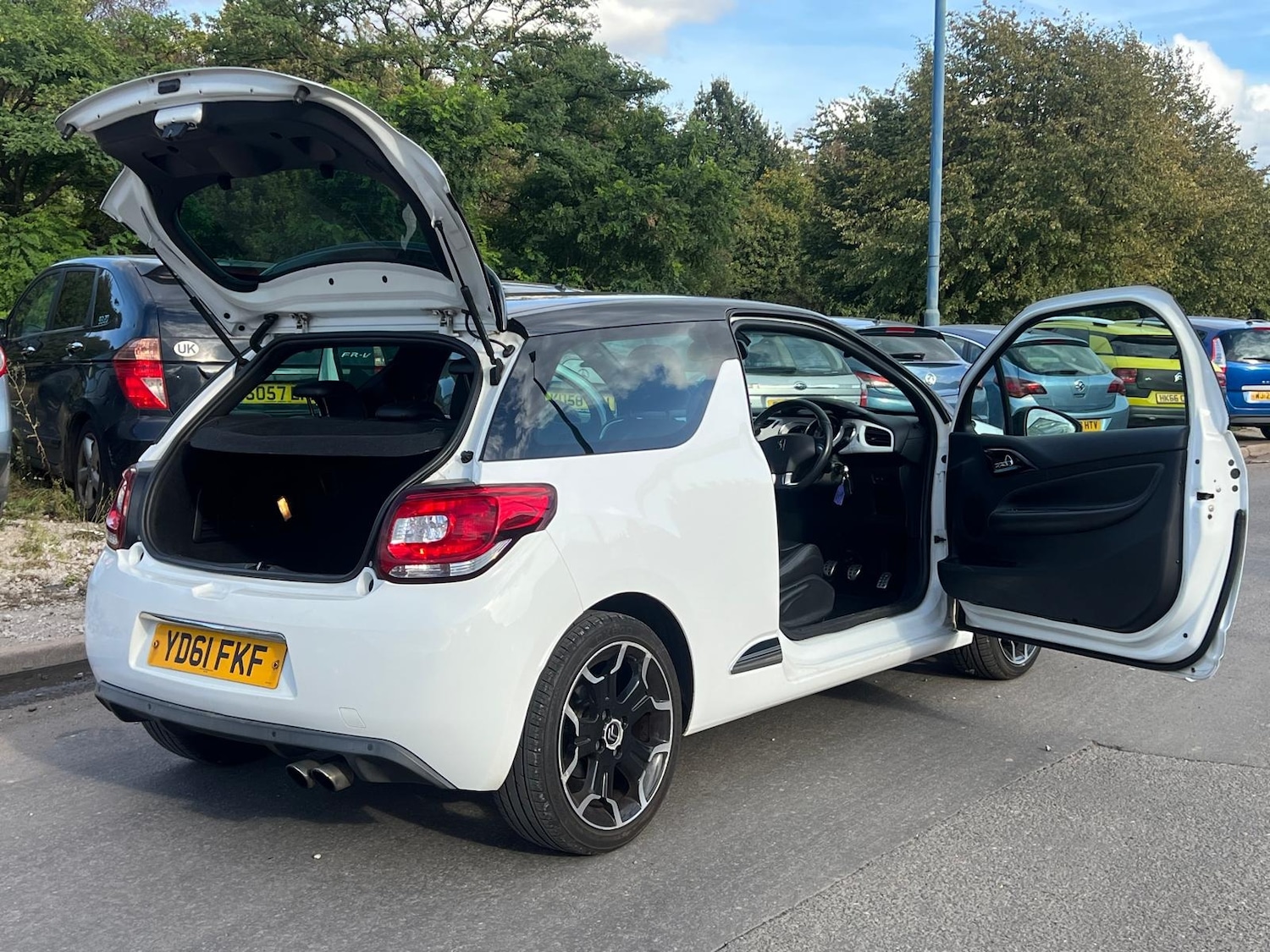 Used Citroen DS3 2011 for sale - 76167583: Photo 21