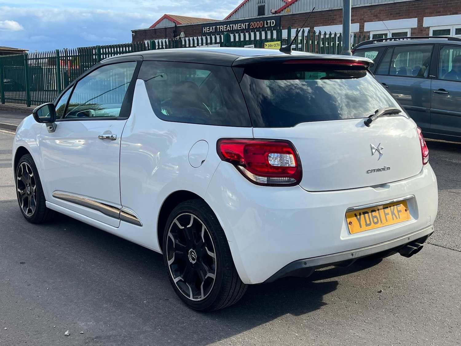 Used Citroen DS3 2011 for sale - 76167583: Photo 8