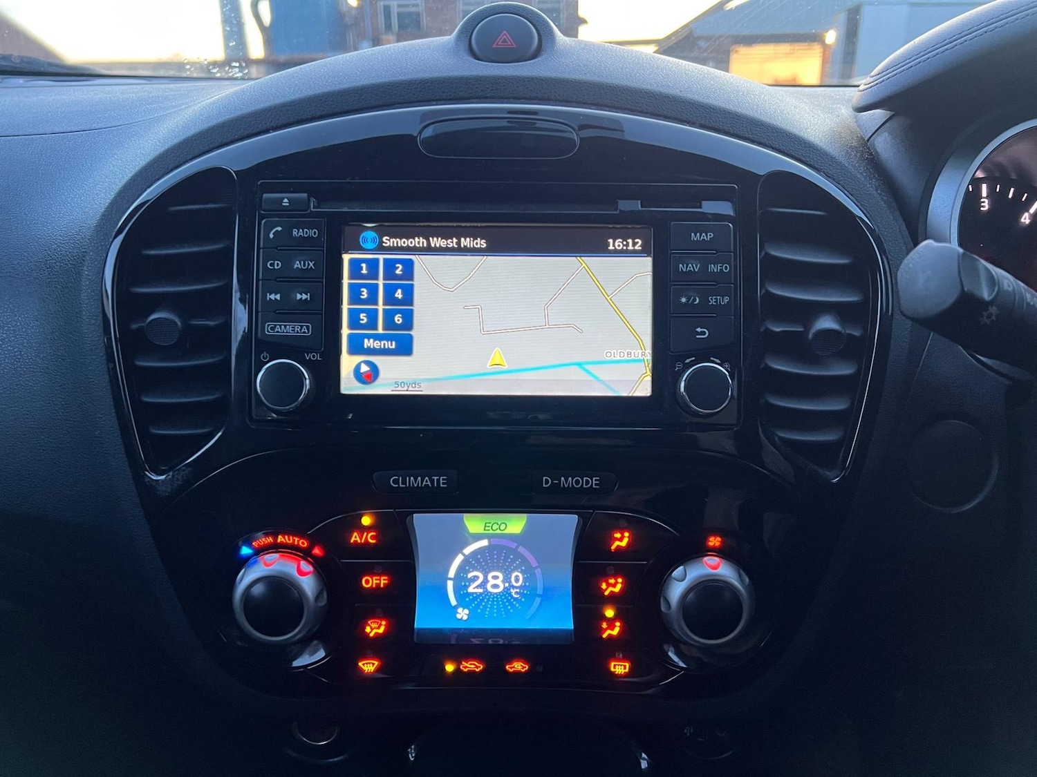 Used Nissan Juke 2015 for sale - 76715621: Photo 19