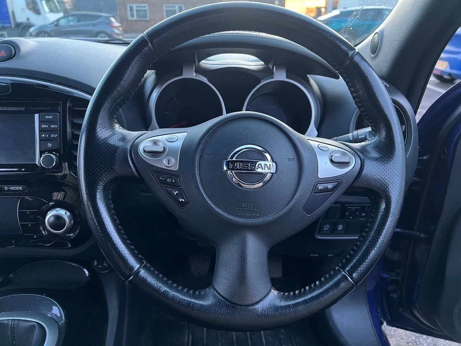 Used Nissan Juke 2015 for sale - 76715621: Photo 23