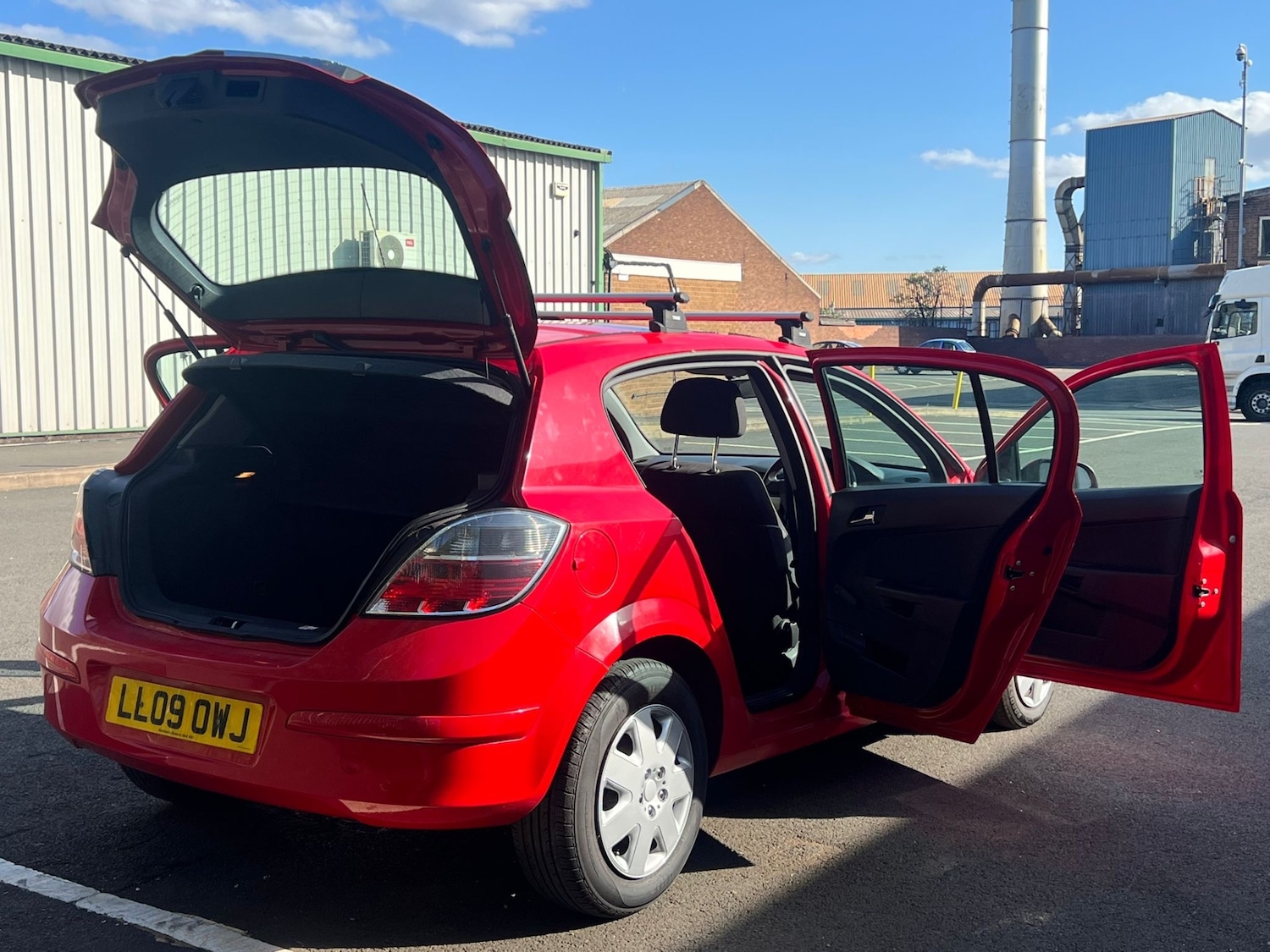 Used Vauxhall Astra 2009 for sale - 76166279: Photo 38