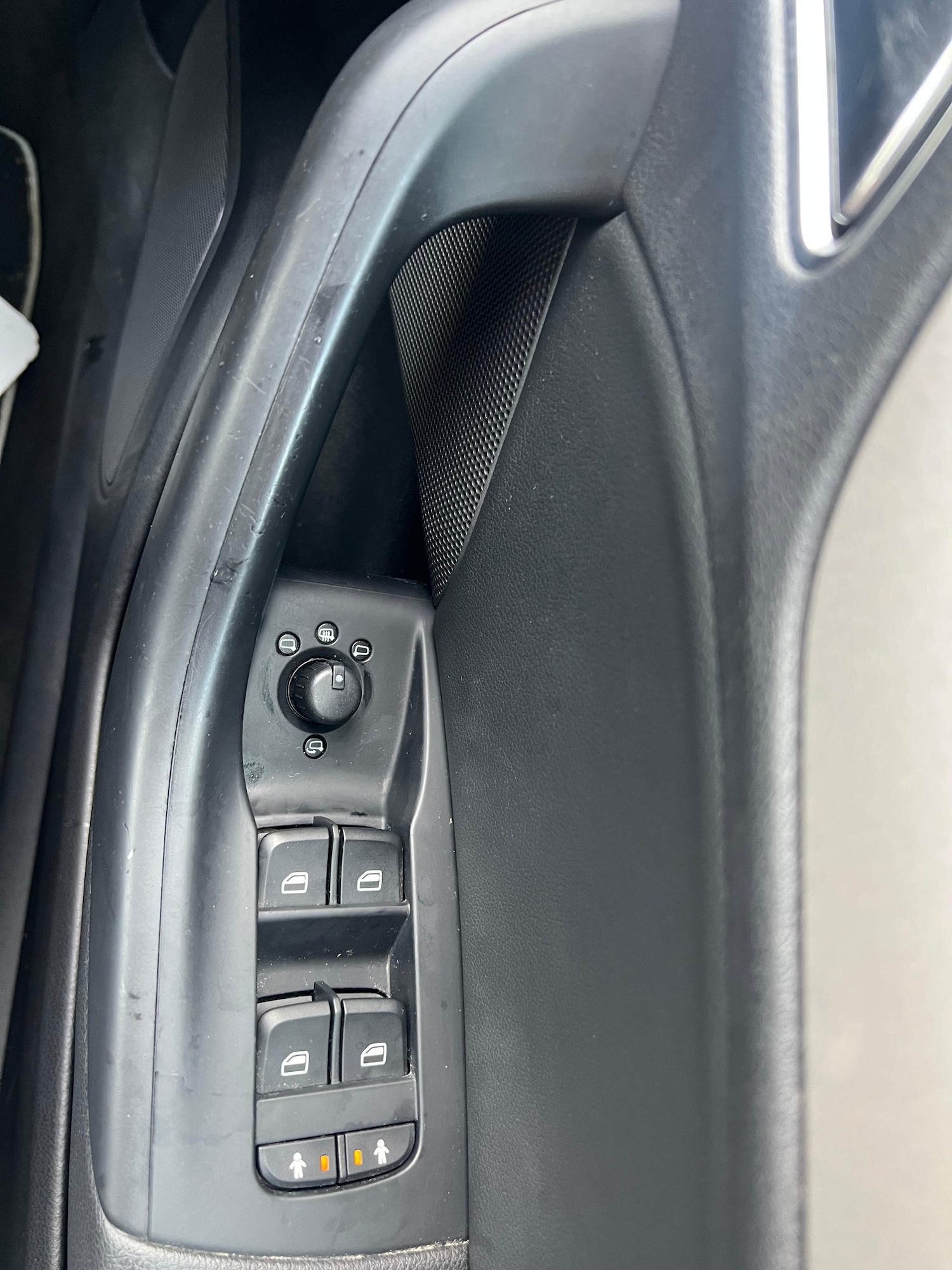 Used Audi Q3 2012 for sale - 76839999: Photo 32