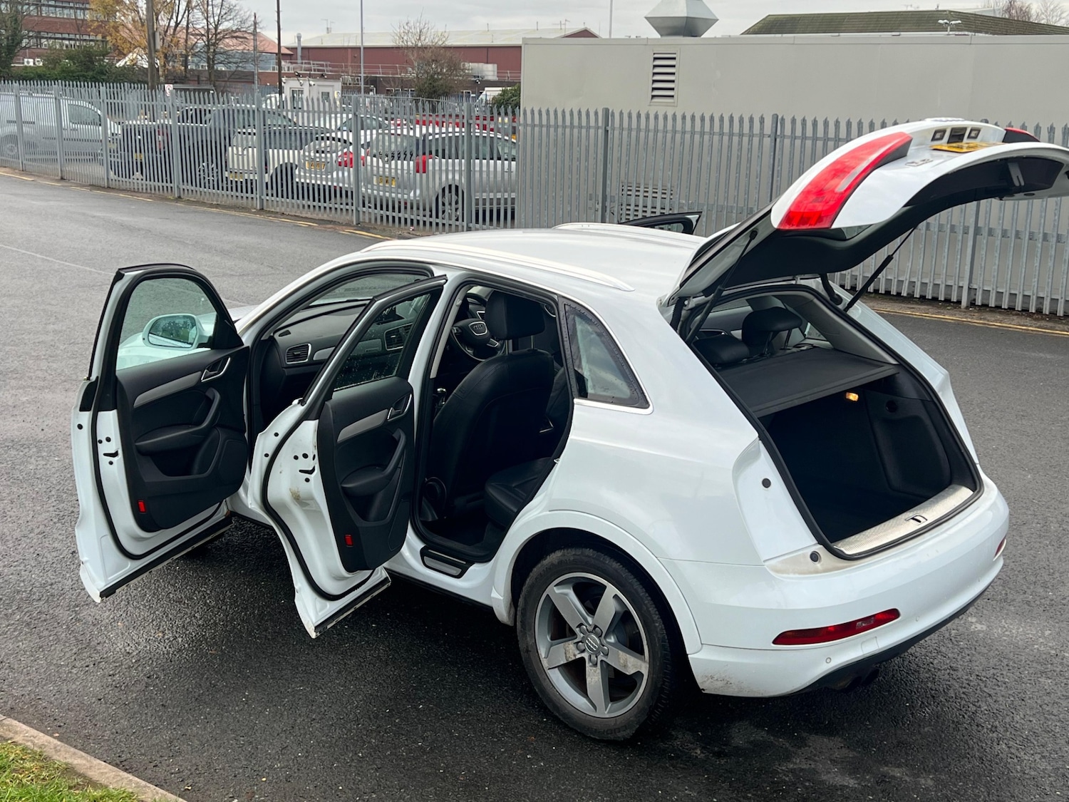 Used Audi Q3 2012 for sale - 76839999: Photo 43