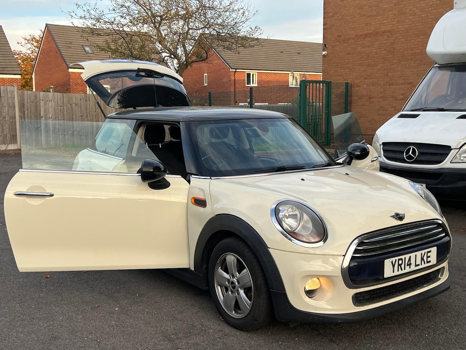Used MINI Hatch 2014 for sale - 76240291: Photo 32