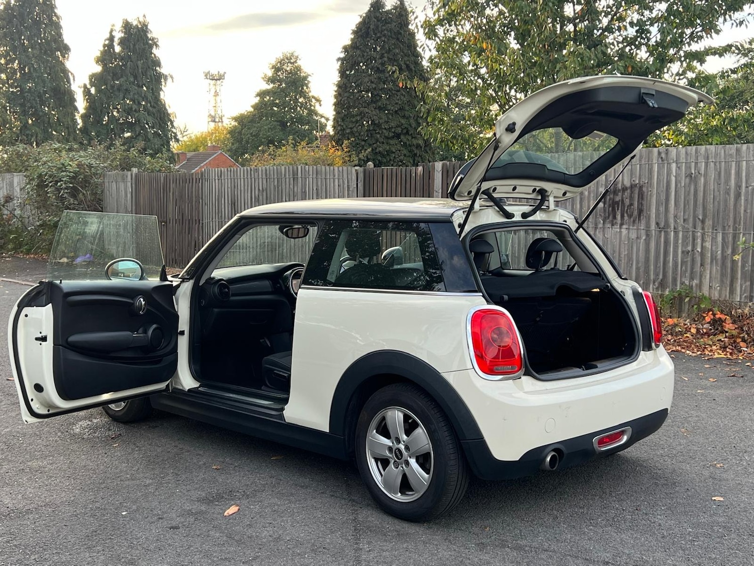 Used MINI Hatch 2014 for sale - 76240291: Photo 37